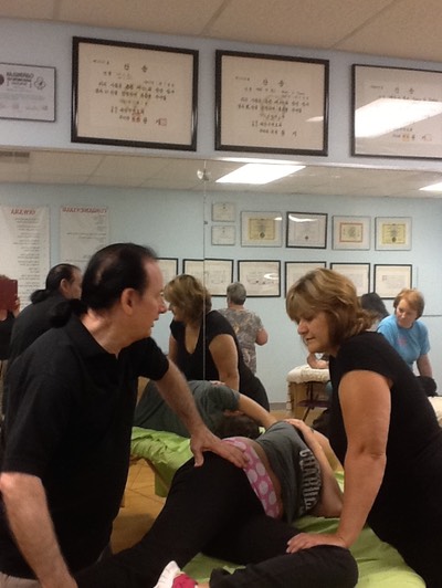 Gary teaching class closeup